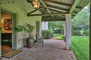 Apartment (0 Bedroom) | Interior