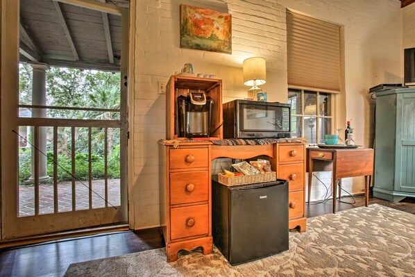 Apartment (0 Bedroom) | Interior