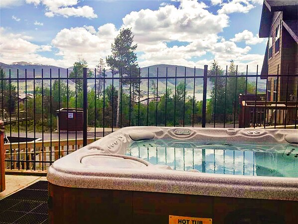 Apartment (2 Bedrooms) | Interior - Newly Remodeled Mtn-view Condo in Silverthorne (Silverthorne)