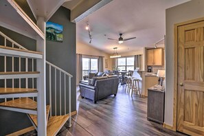 Apartment (2 Bedrooms) | Interior - Newly Remodeled Mtn-view Condo in Silverthorne (Silverthorne)
