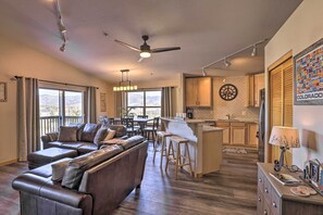 Apartment (2 Bedrooms) | Interior - Newly Remodeled Mtn-view Condo in Silverthorne (Silverthorne)