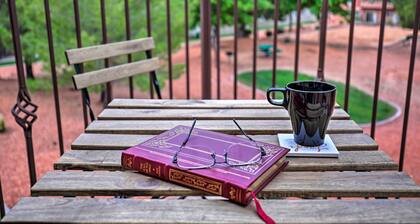 Kanab Condo w/ Pool & Patio, 30 Mi to Zion NP