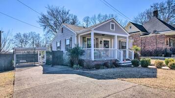 Cottage (2 Bedrooms) | Interior