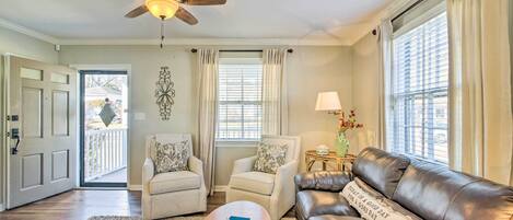 Cottage (2 Bedrooms) | Interior