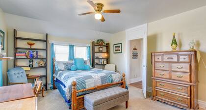 Lake Michigan Vacation Rental: 1 Block to Marina!