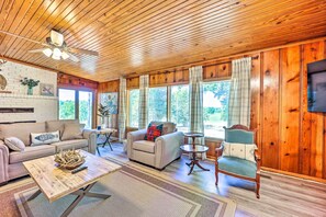 المنشأة من الداخل