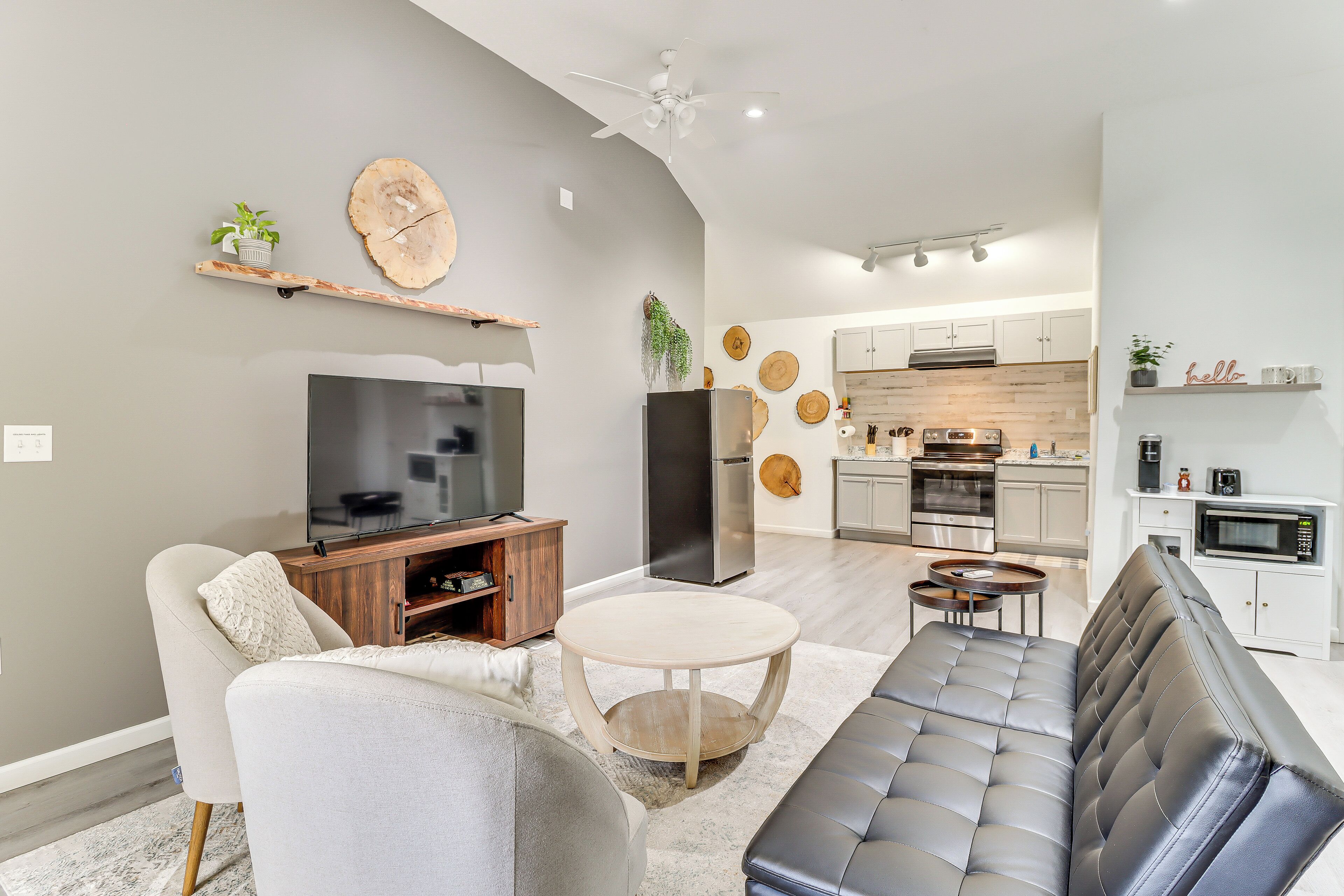 House (1 Bedroom) | Living area | TV, fireplace