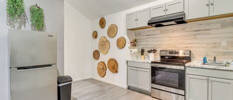 House (1 Bedroom) | Interior