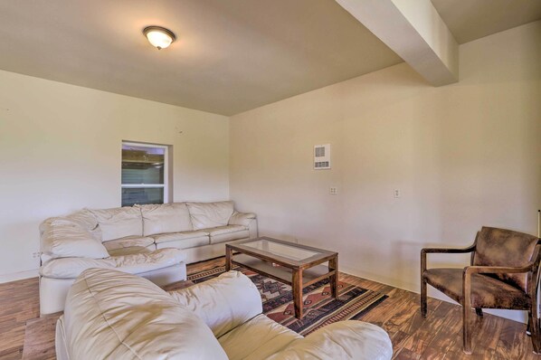 House (5 Bedrooms) | Interior - Mtn Gem w/ Breathtaking Scenery: 7 Mi to Dtwn (Del Norte)