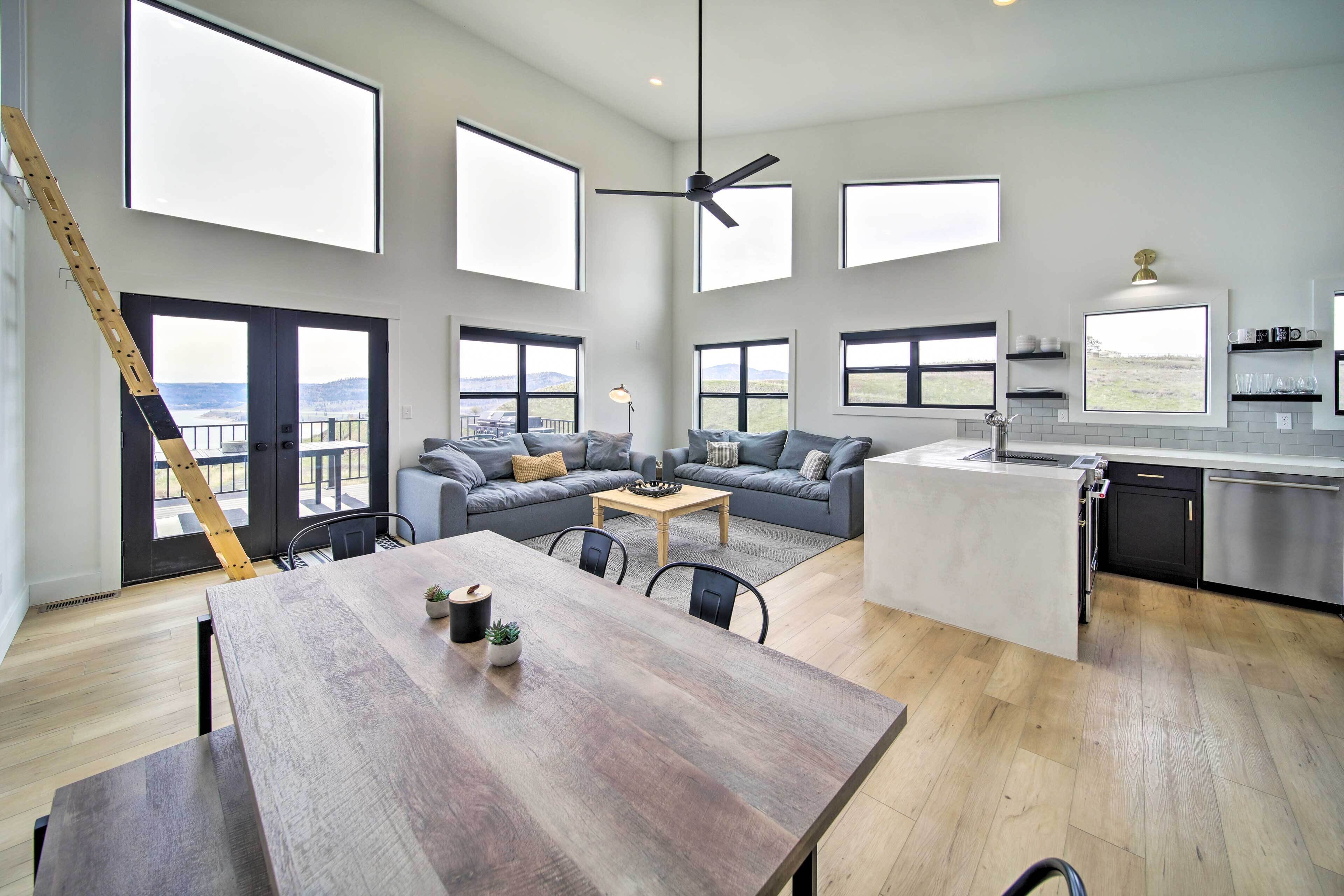 House (3 Bedrooms) | Interior