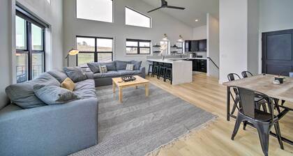 Modern Davenport Home w/ Water View & Grill!