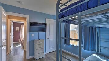 3 soveværelser, strygejern/strygebræt, sengetøj