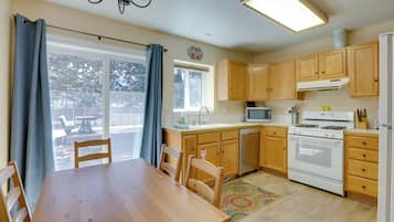 Nhà (2 Bedrooms) | Nội thất