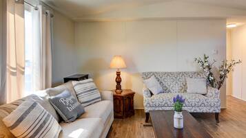 Casa (2 Bedrooms) | Interior