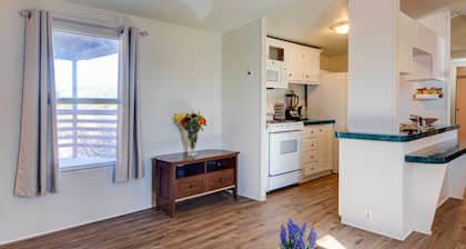 Peaceful Sandia Park Retreat w/ Deck & Views!