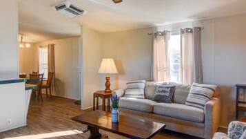 Rumah (2 Bedrooms) | Interior