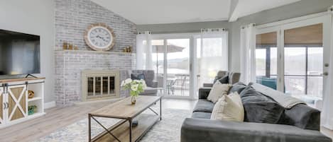 Apartment (2 Bedrooms) | Front of property