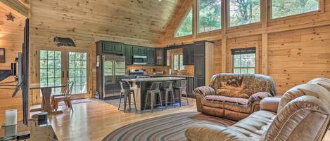 House (2 Bedrooms) | Interior