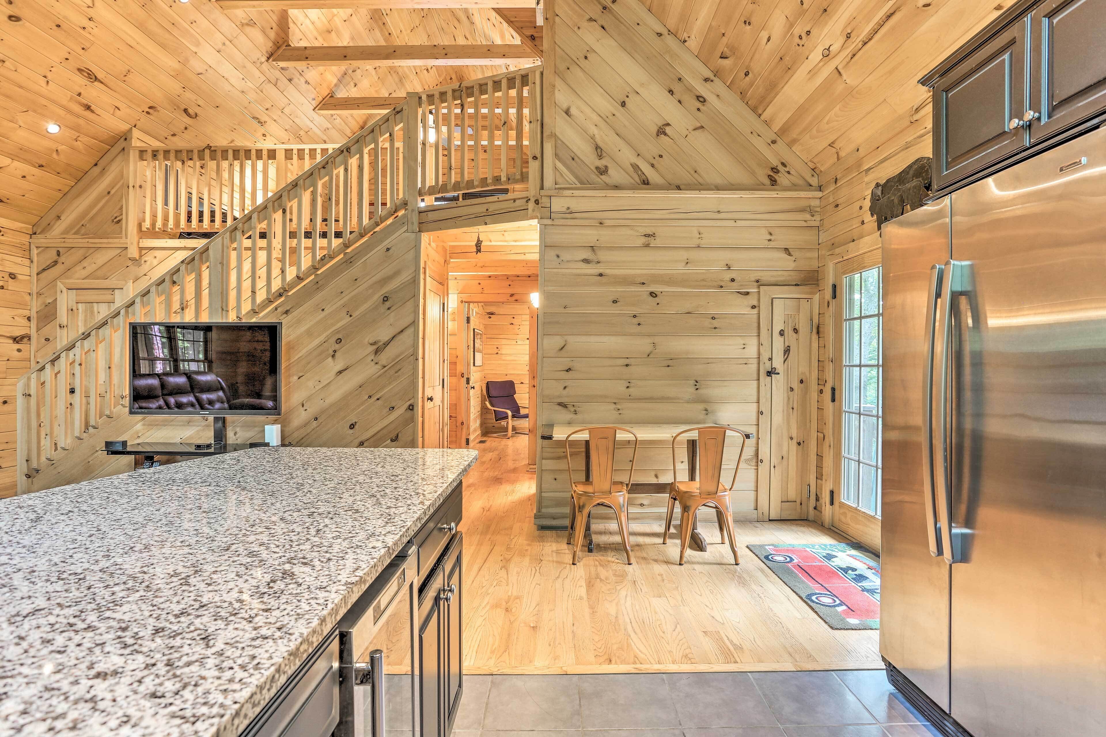 House (2 Bedrooms) | Interior