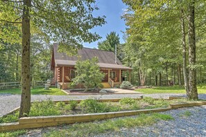 House (2 Bedrooms) | Interior - Palmerton Cabin w/ Game Room ~ 5 Mi to Blue Mtn (Palmerton)