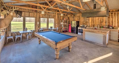 Quaint 'lakeside' Cabin w/ Pond & Fire Pit!