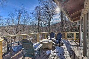 Property grounds - Rustic Beech Mtn Cabin < 1 Mi to Ski Resort! (Banner Elk)