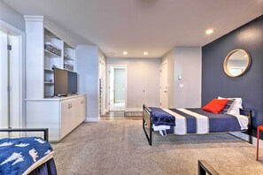 House (4 Bedrooms) | Interior - Remodeled Home w/ Spa & Deck: Walk to Dillon Beach (Dillon Beach)