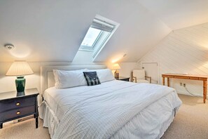 House (4 Bedrooms) | Interior - Cozy Getaway: Private Hot Tub, Near Skiing! (West Dover)