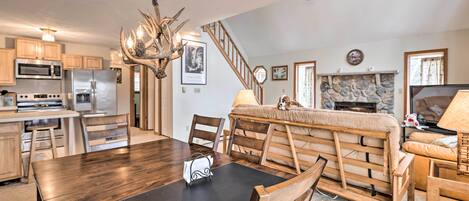 House (3 Bedrooms) | Interior