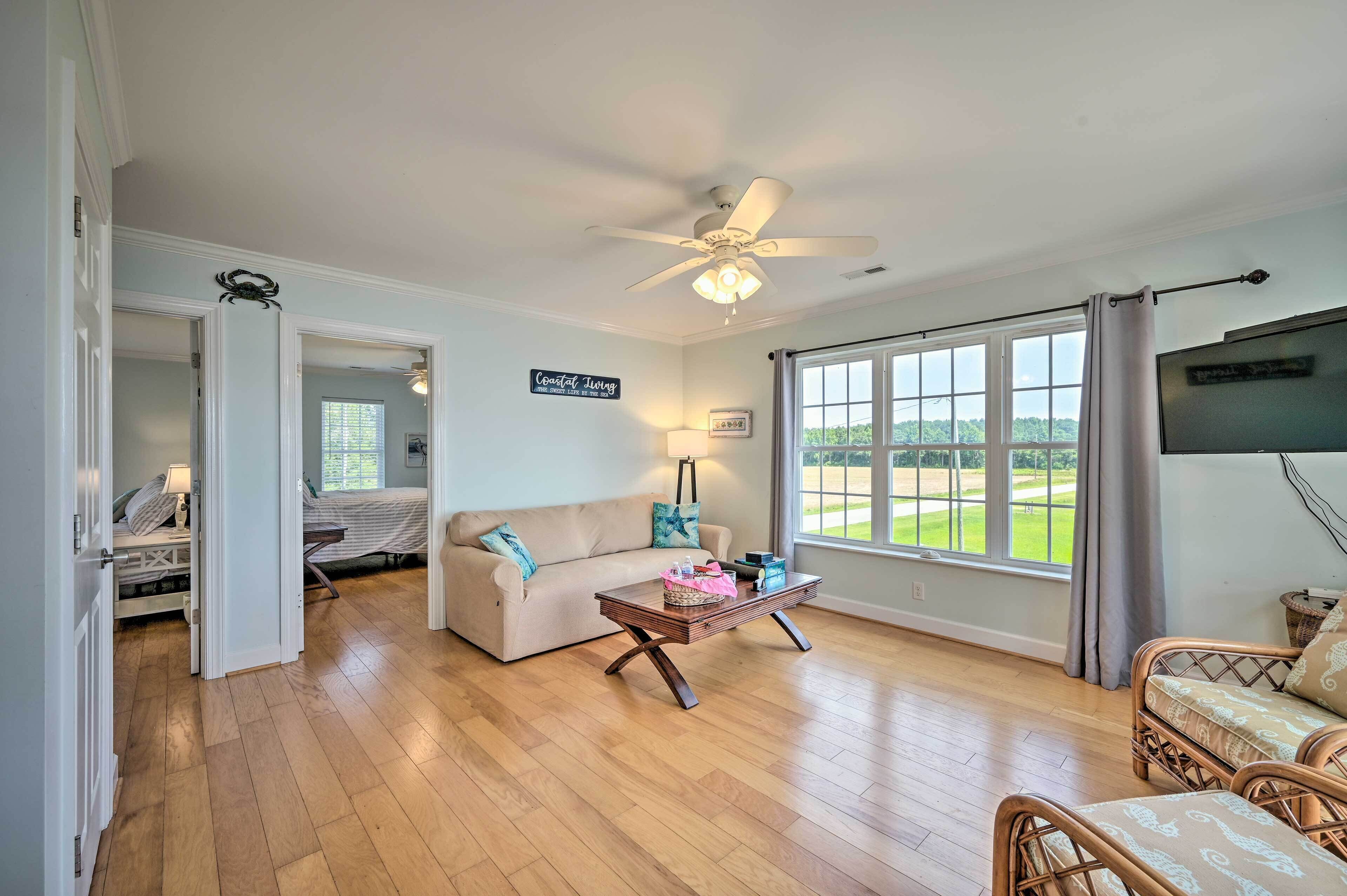 Prized Riverfront Condo w/ Fishing On-site!