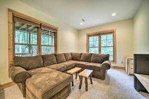 House (4 Bedrooms) | Interior - Secluded Sapphire Chalet w/ Game Room + Decks (Sapphire)