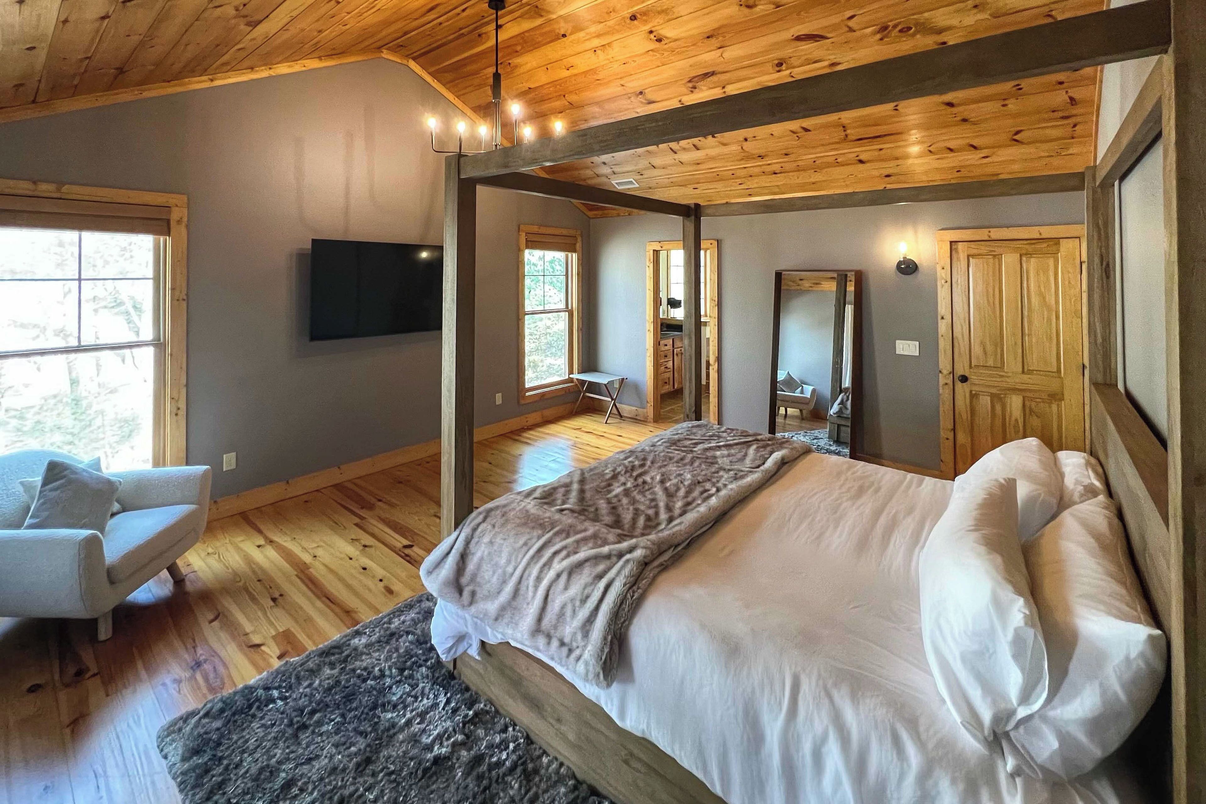 House (4 Bedrooms) | Interior