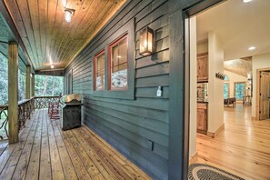 Interior - Secluded Sapphire Chalet w/ Game Room + Decks (Sapphire)