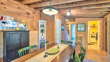 House (2 Bedrooms) | Bahagian dalam