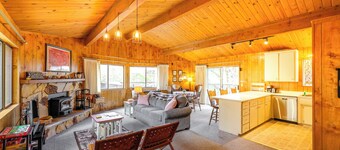 Serene Groveland Cabin Rental Near Yosemite!