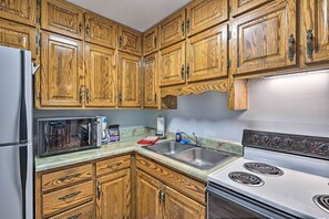 House (1 Bedroom) | Interior - Roan Mountain Creekside Cabin: Hike & Fish! (Roan Mountain)