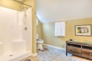 House (1 Bedroom) | Interior - Serene Bloomington Home: Deck & Forest Views (Bloomington)