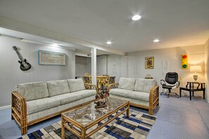 House (4 Bedrooms) | Interior - Rochester House w/ Yard - 5 Minutes to Mayo Clinic (Rochester)