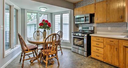 Rochester House w/ Yard - 5 Minutes to Mayo Clinic