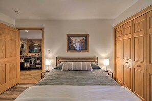 Interior - Spacious Verndale Home w/ Backyard Fire Pit! (Verndale)