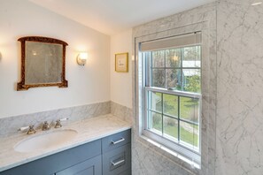 House (3 Bedrooms) | Interior - Quaint Woodstock Escape - 2 Mi to Tinker St! (West Hurley)