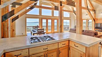 منزل (3 Bedrooms) | المنشأة من الداخل