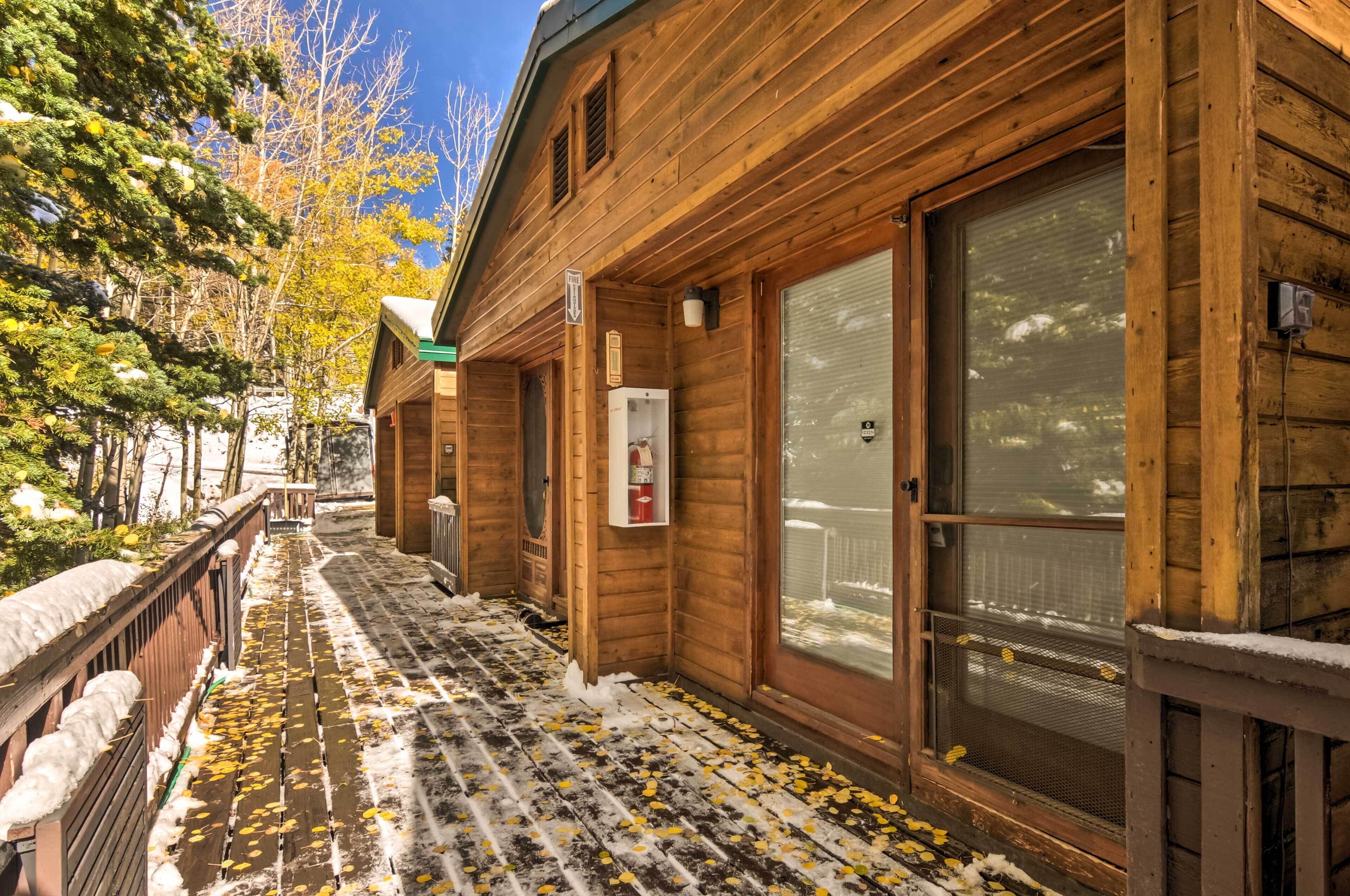 The Cottages: Chic Ski-in/ski-out Mountain Condo!