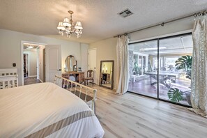 Villa (4 Bedrooms) | Interior