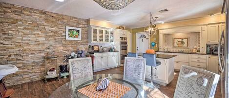 Villa (4 Bedrooms) | Interior