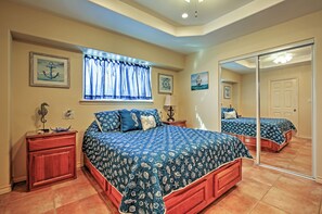 Cottage (2 Bedrooms) | Interior - 5 Mi to South Padre Island: Port Isabel Cottage! (Port Isabel)