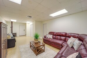 House (3 Bedrooms) | Interior - Mtn-view Ski Retreat w/ Grill in Seven Devils! (Banner Elk)