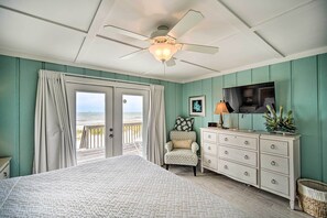Cottage (4 Bedrooms) | Interior - Sunny Gulf Shores Haven, 3 Mi to Fort Morgan! (Gulf Shores)