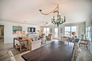 Cottage (4 Bedrooms) | Interior - Sunny Gulf Shores Haven, 3 Mi to Fort Morgan! (Gulf Shores)