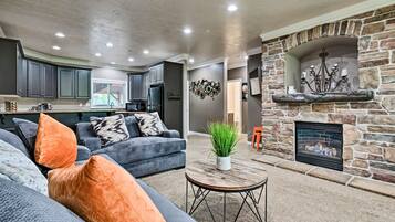 Apartment (1 Bedroom) | Interior